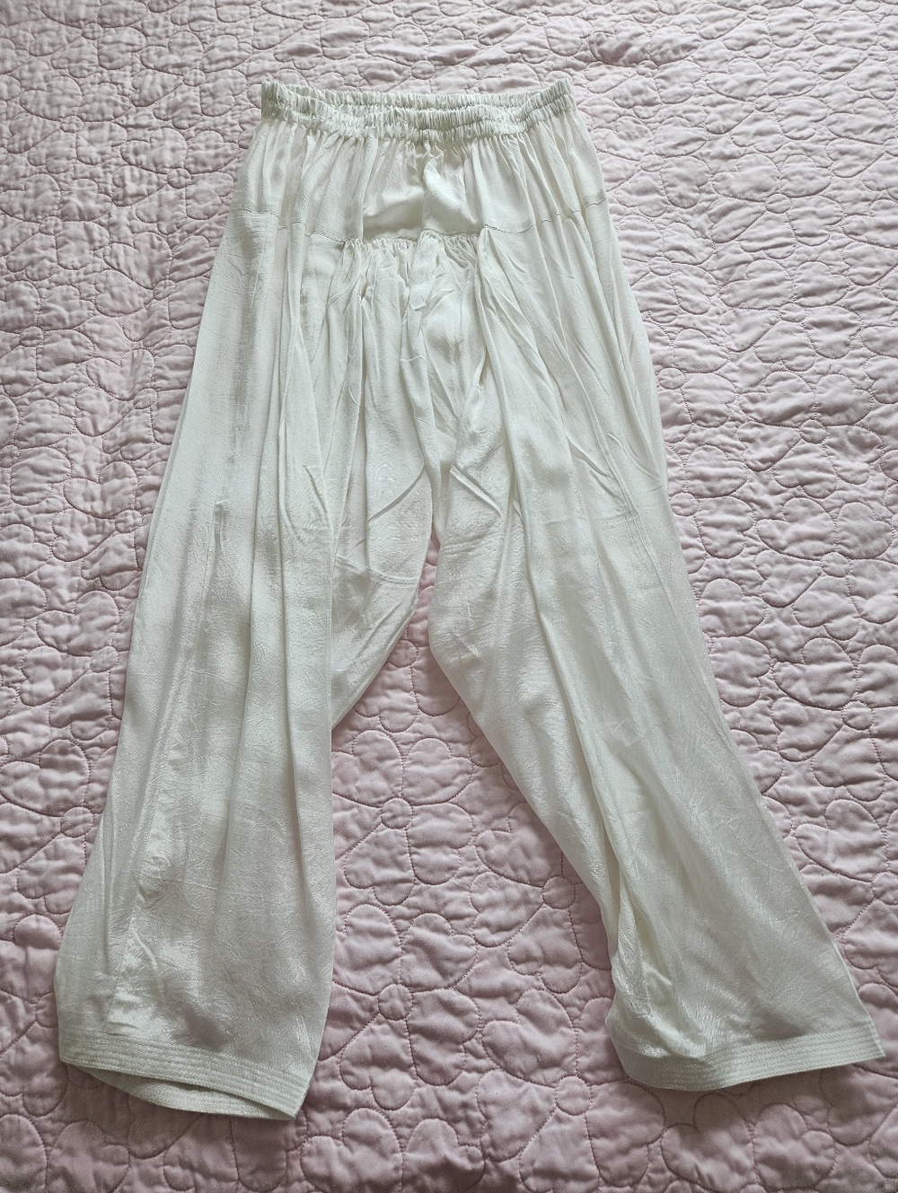 Exquisite Womens Indian Kurta Set - Picture 9 of 16